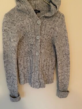 Express Hooded Cable-Knit Button Cardigan in Light Gray